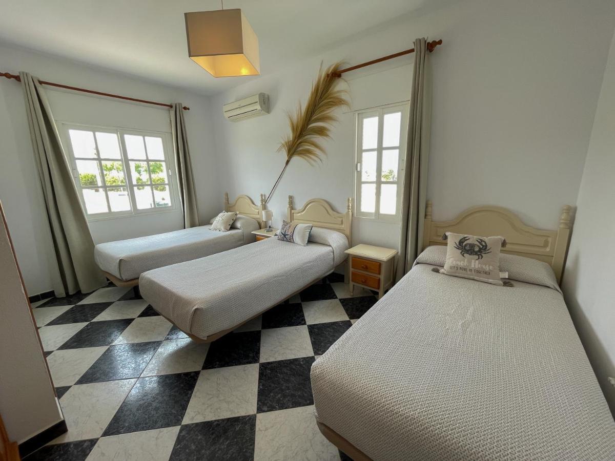 Hostal Del Faro Коніль-де-ла-Фронтера Екстер'єр фото