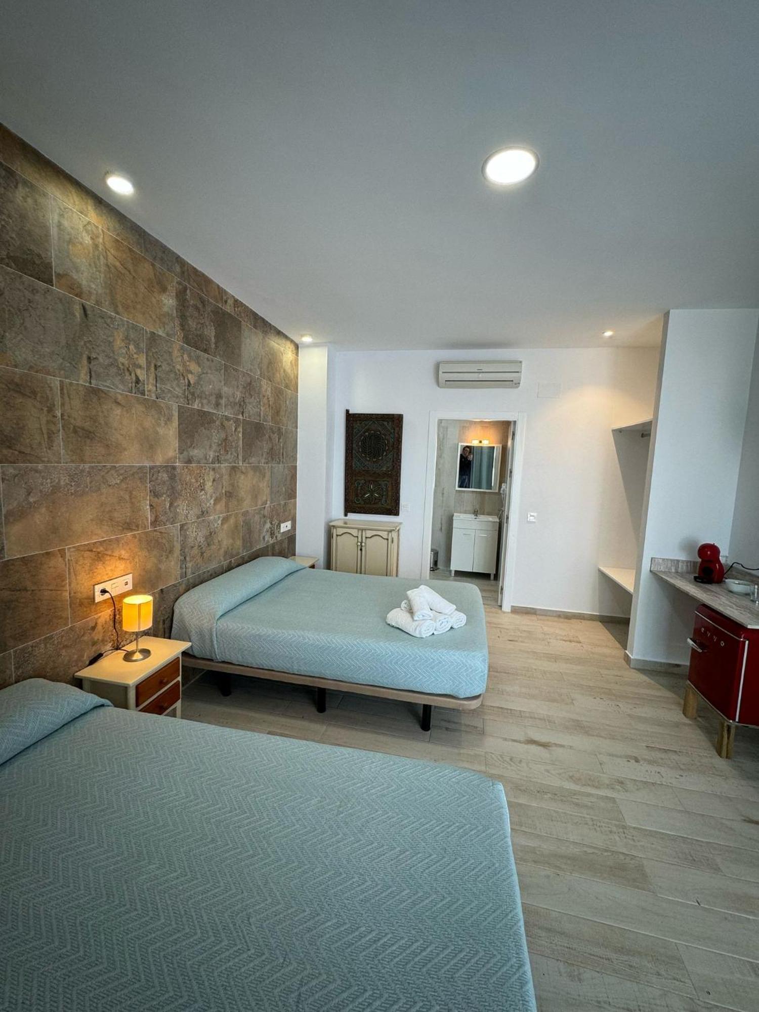 Hostal Del Faro Коніль-де-ла-Фронтера Екстер'єр фото